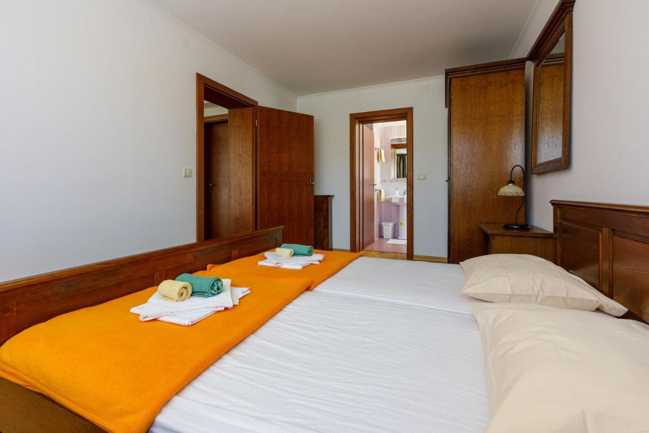 Apartments Robic Селце Экстерьер фото